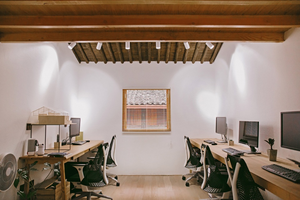 renovation of archipoetry studio china by archipoetry studio