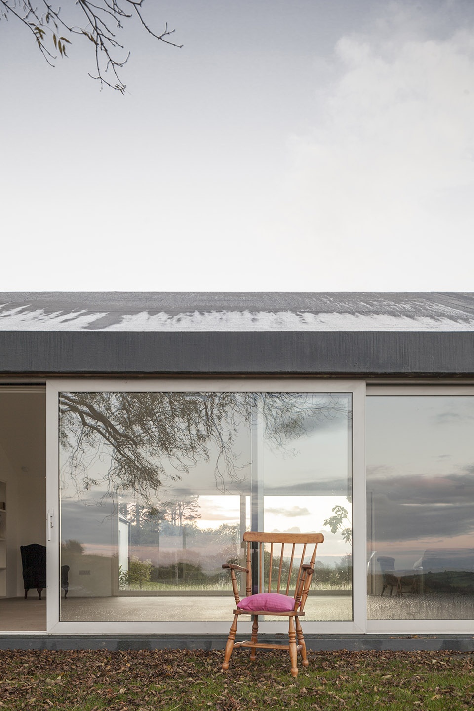 house in inchigeelagh by markus schietsch architekten