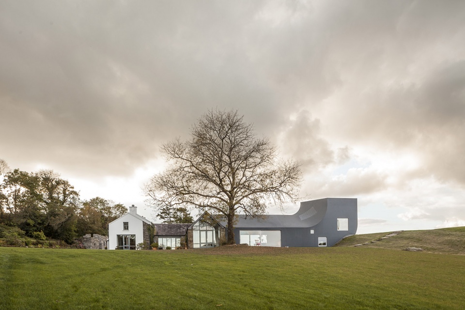 house in inchigeelagh by markus schietsch architekten