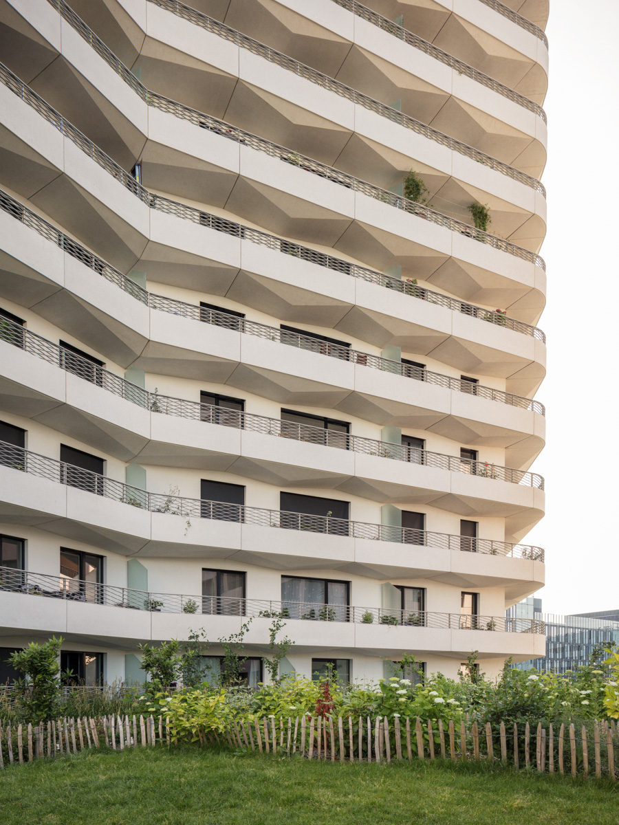 the cultural block clichy batignolles by tvk tolila gilliland