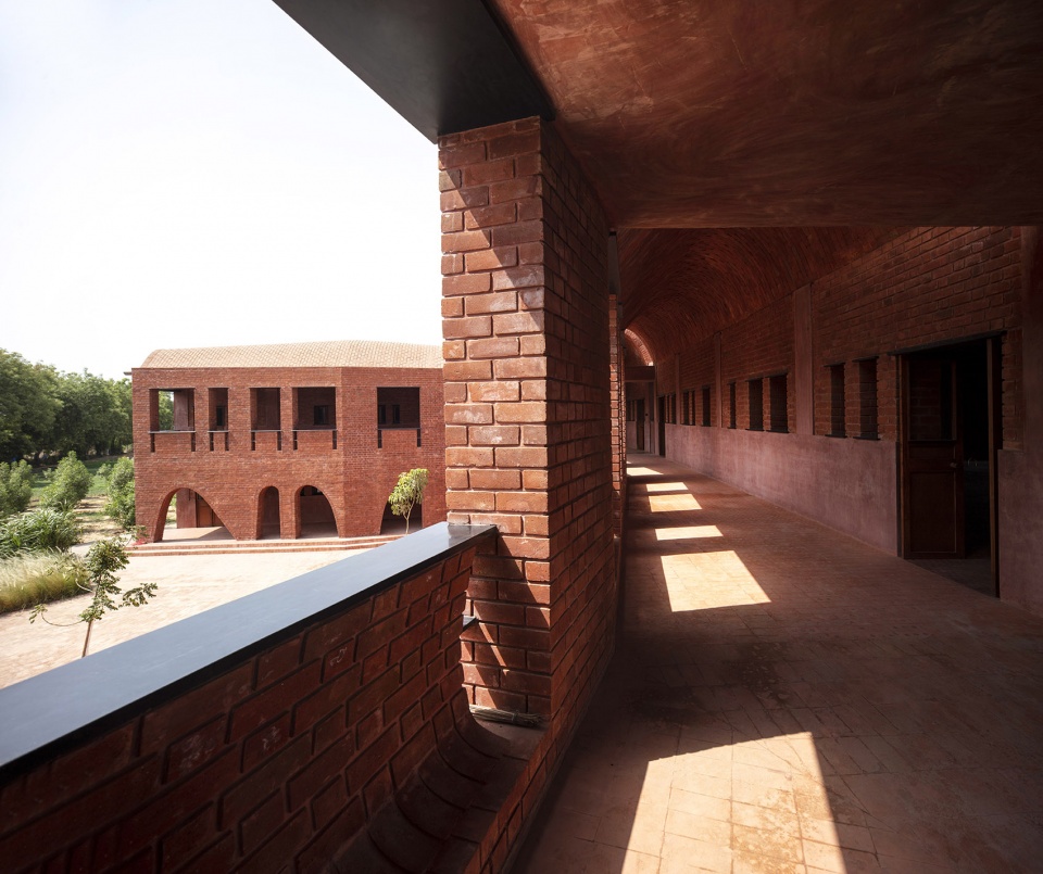 school of dancing arches by samira rathod design associates