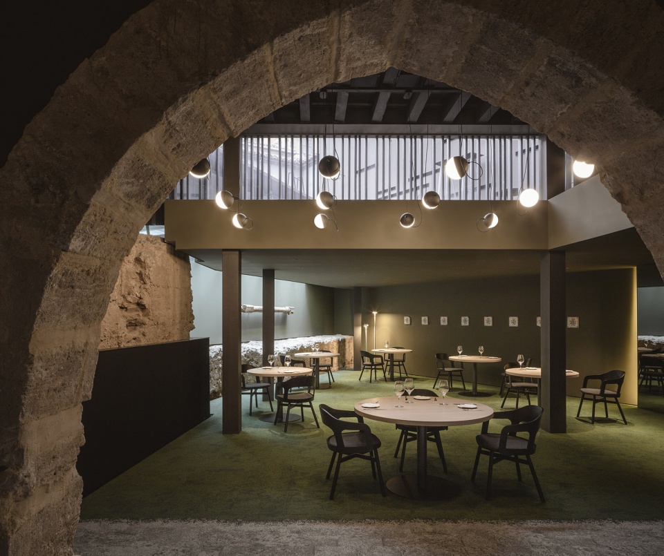 sucede restaurant by francesc rife studio