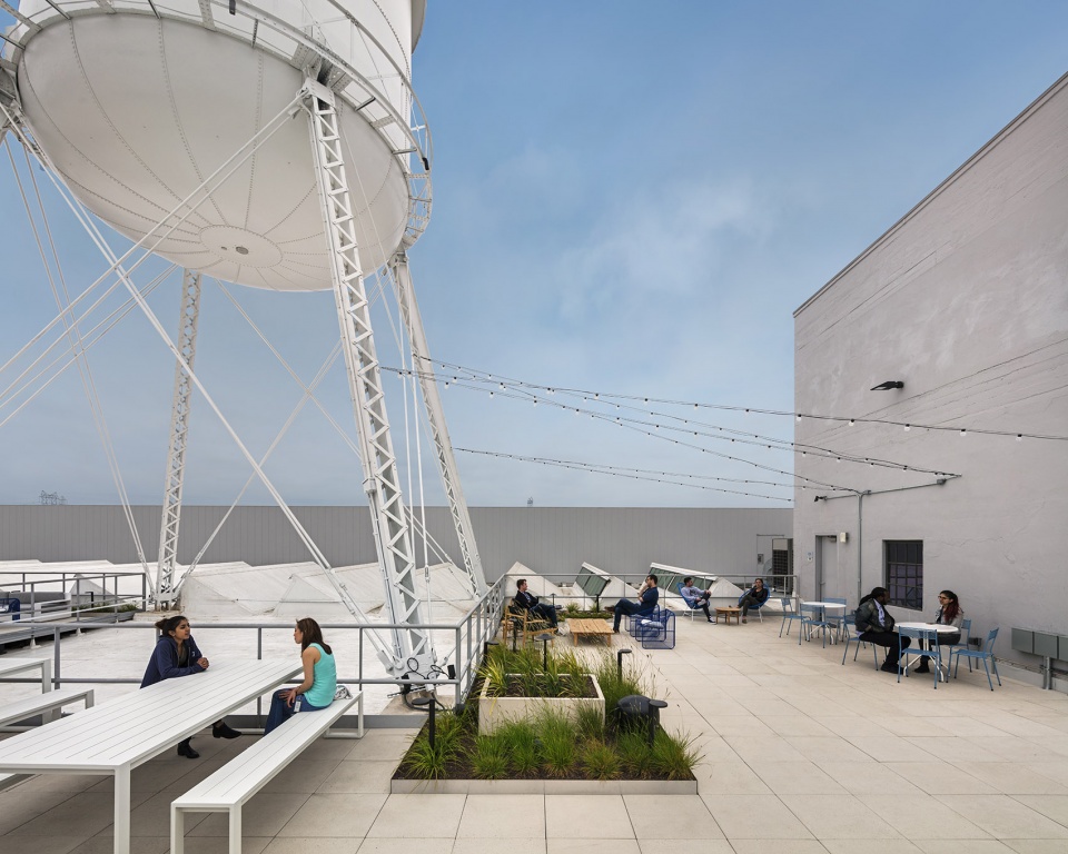 wmgs new headquarters by rockwell group