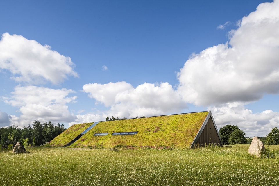 green line by mobius architects