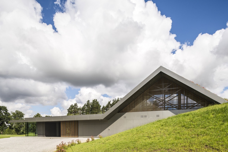 green line by mobius architects