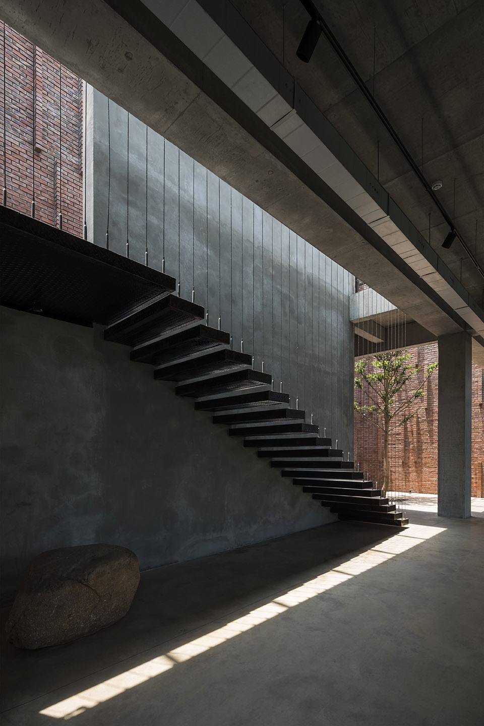 star engineers administrative building and factory by studio vdga