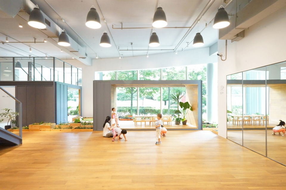clc beijing by hibinosekkei youji no shiro