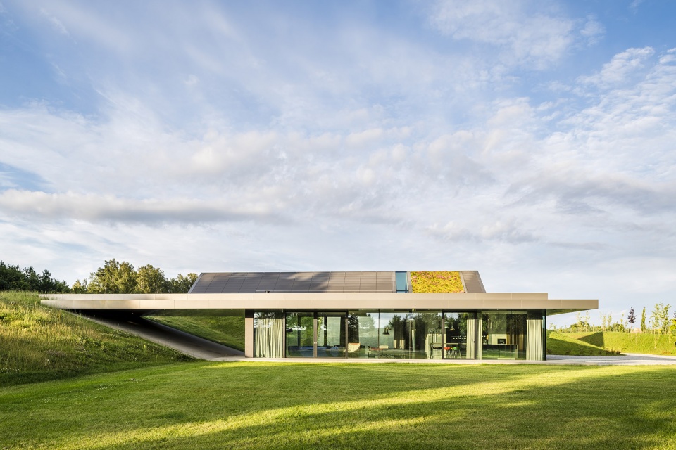 green line by mobius architects