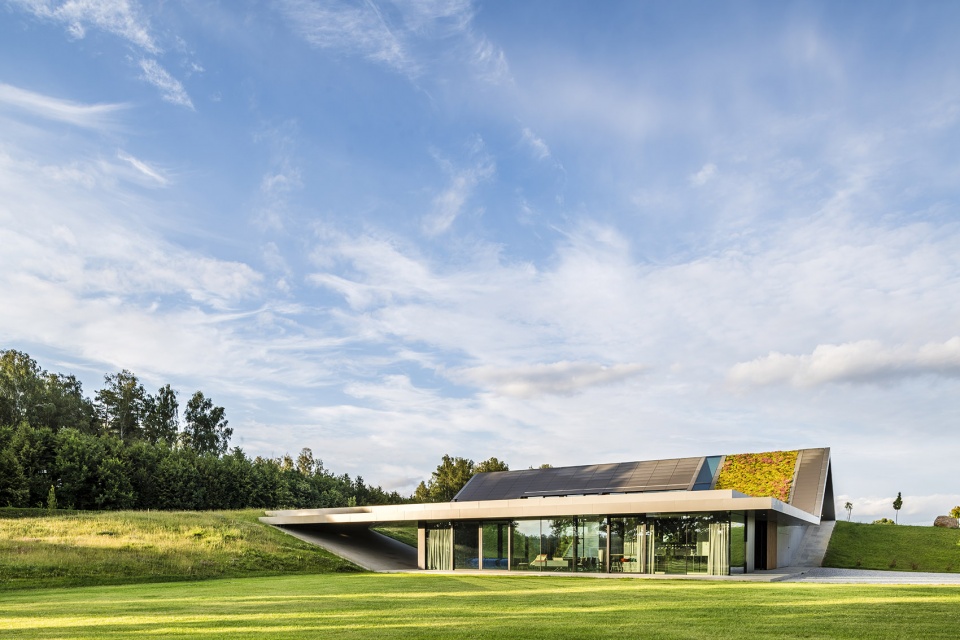 green line by mobius architects