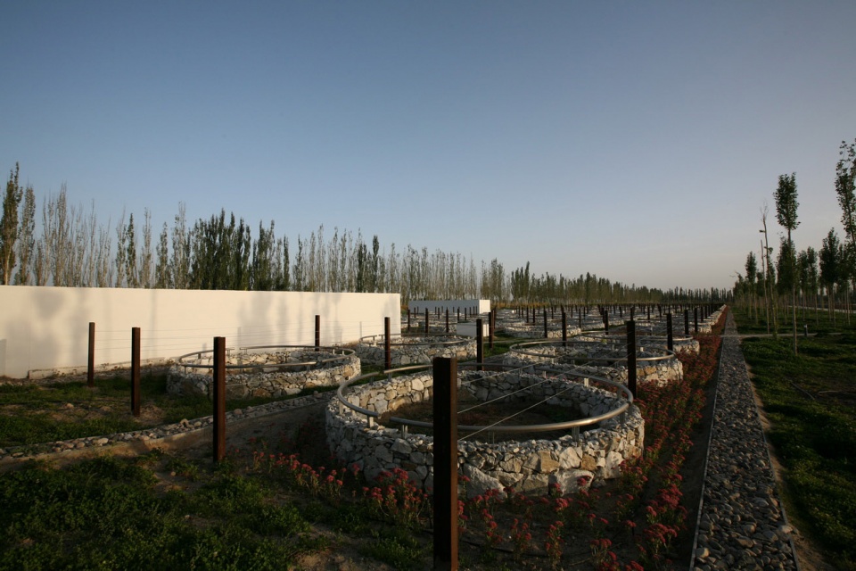 landscape design of xinjiang ruifeng winery china by r land