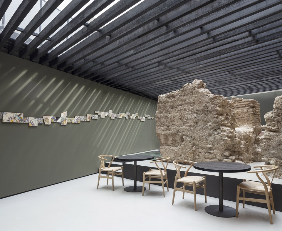 sucede restaurant by francesc rife studio