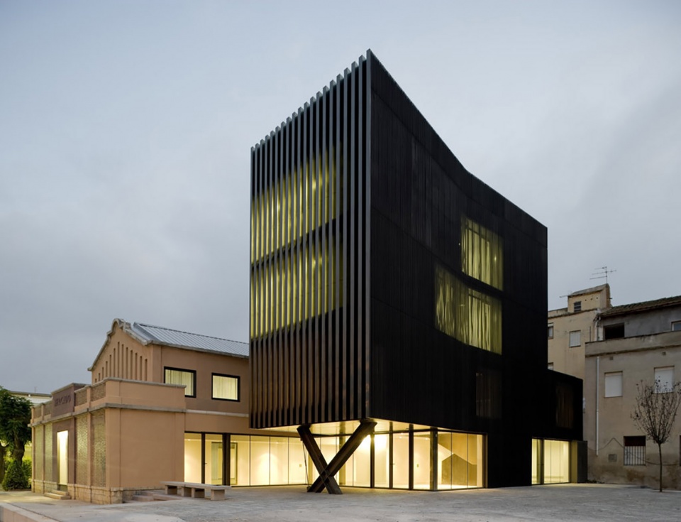 ferreries cultural centre by arquitecturia
