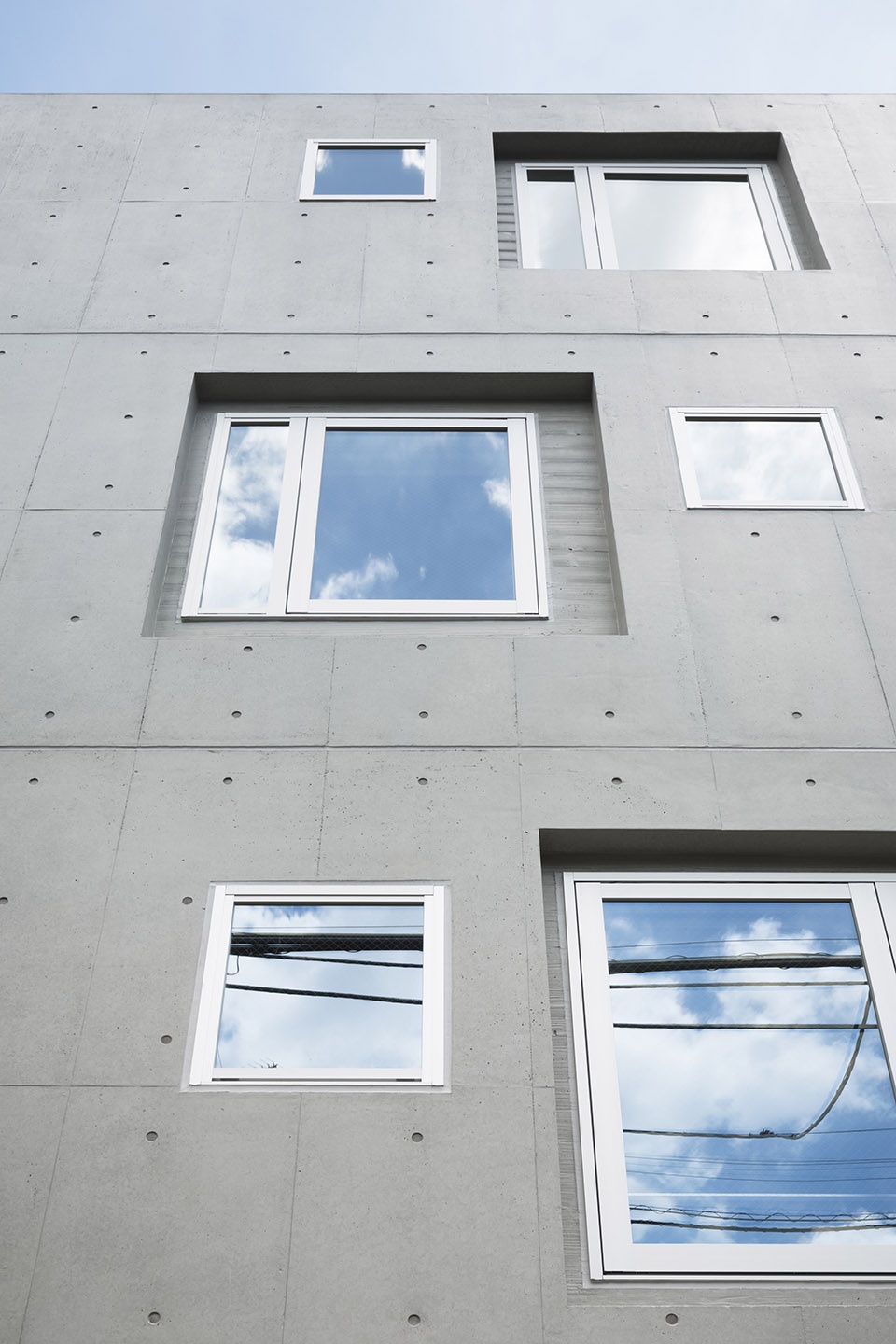 modelia brut kagurazaka by sasaki architecture ytro design institute
