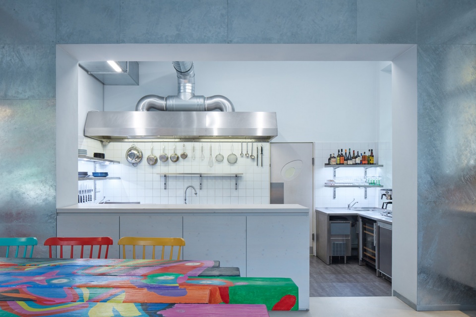 restaurant avocado gang by mimosa architects