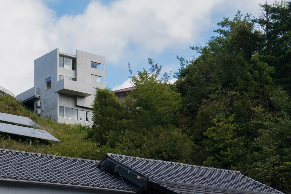 house in ajina by kazunori fujimoto architect associates