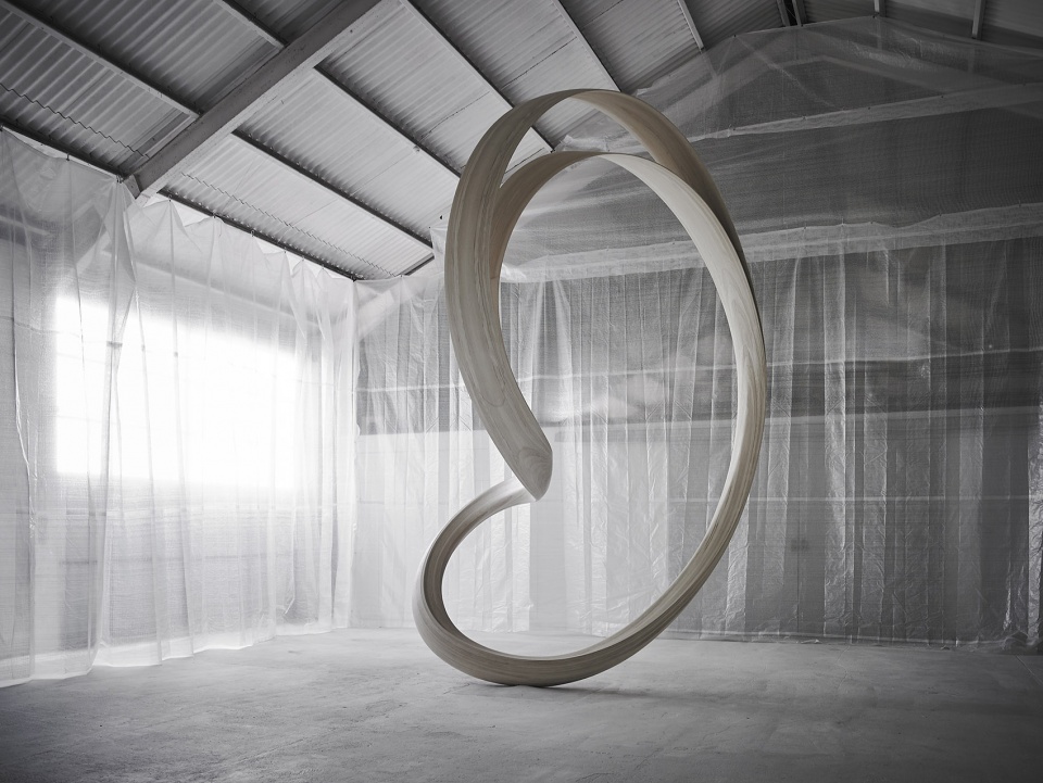 magnus v by joseph walsh studio