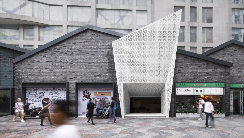 nanheng pedestrian street china by moon architects