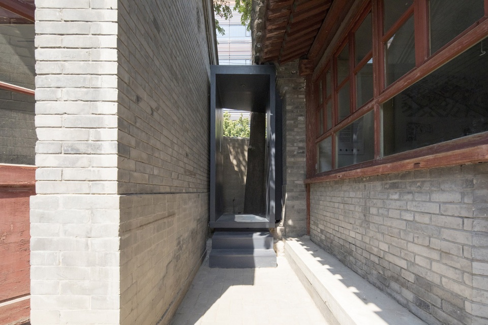 temporary exhibition pavilion at no 2 nanbanjie hutong china by bwao