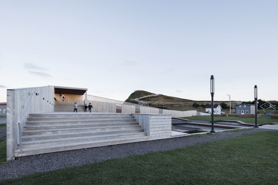 the place des gens de mer by bourgeois lechasseur architects