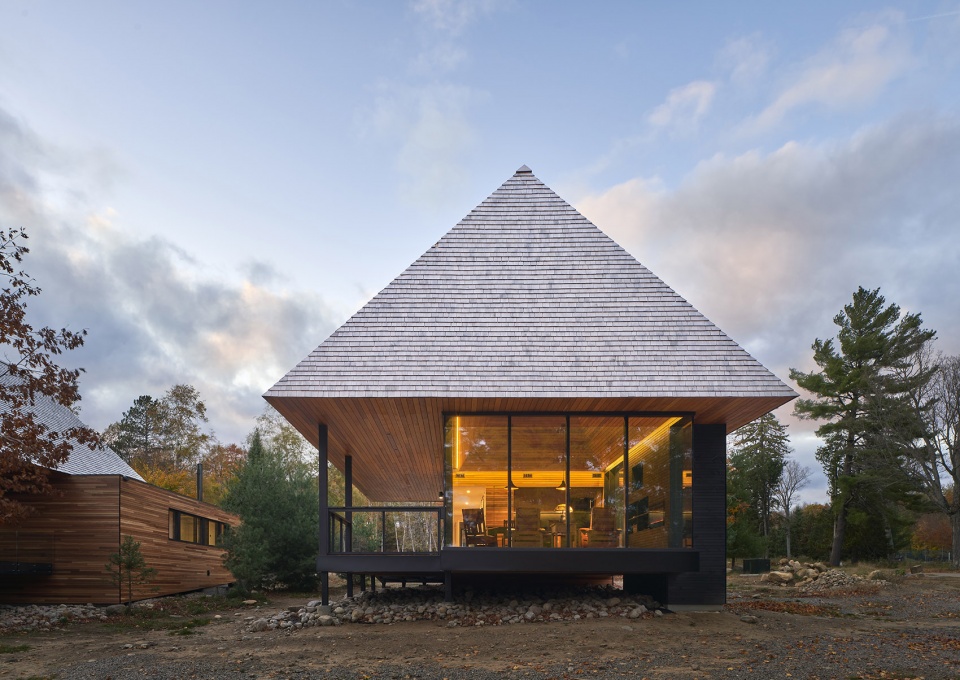 bigwin island club cabins by mackay lyons sweetapple architects