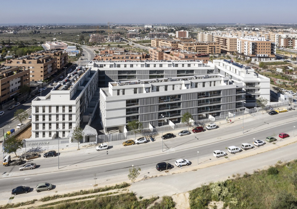 habitat boulevar 123 dwellings in mairena del aljarafe by gabriel verd arquitectos buro4 arquitectos slp