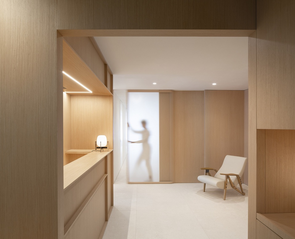 swiss concept clinic by francesc rife studio