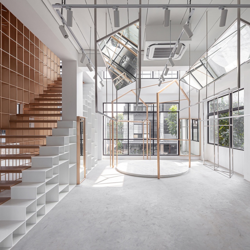 the renovation of sriwara office by fattstudio