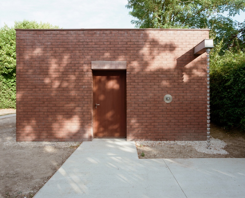 archery house by boman architectes