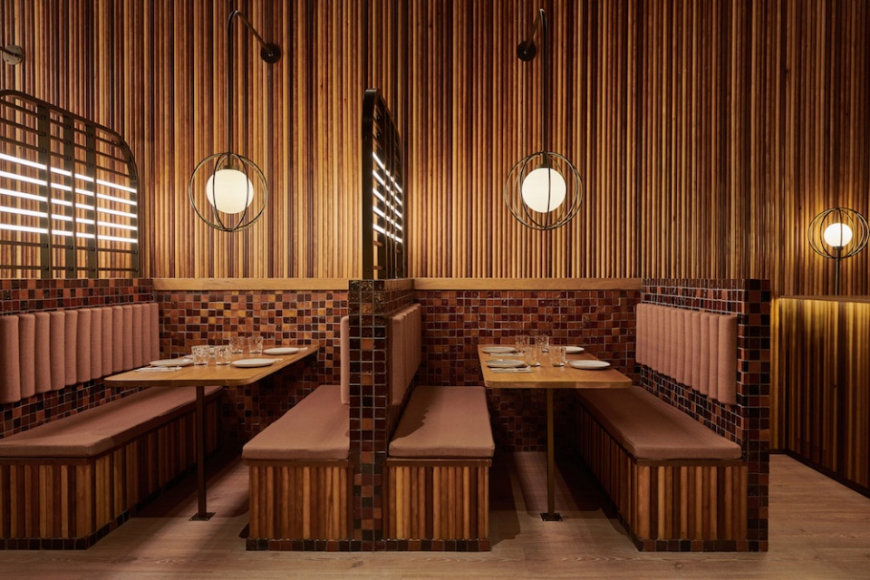 piurs first restaurant in valencia by masquespacio