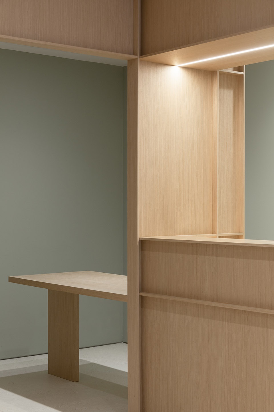 swiss concept clinic by francesc rife studio