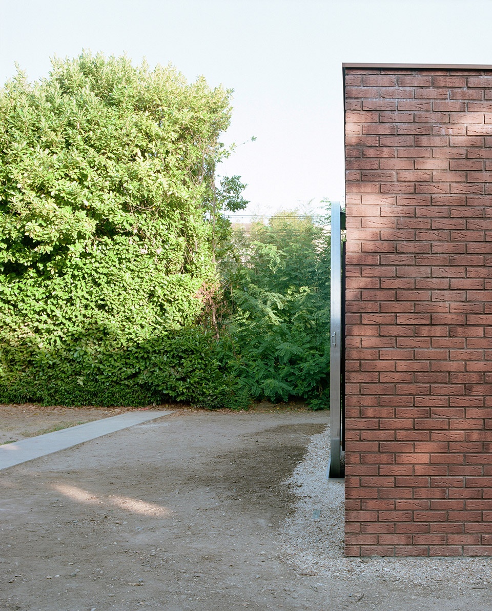 archery house by boman architectes