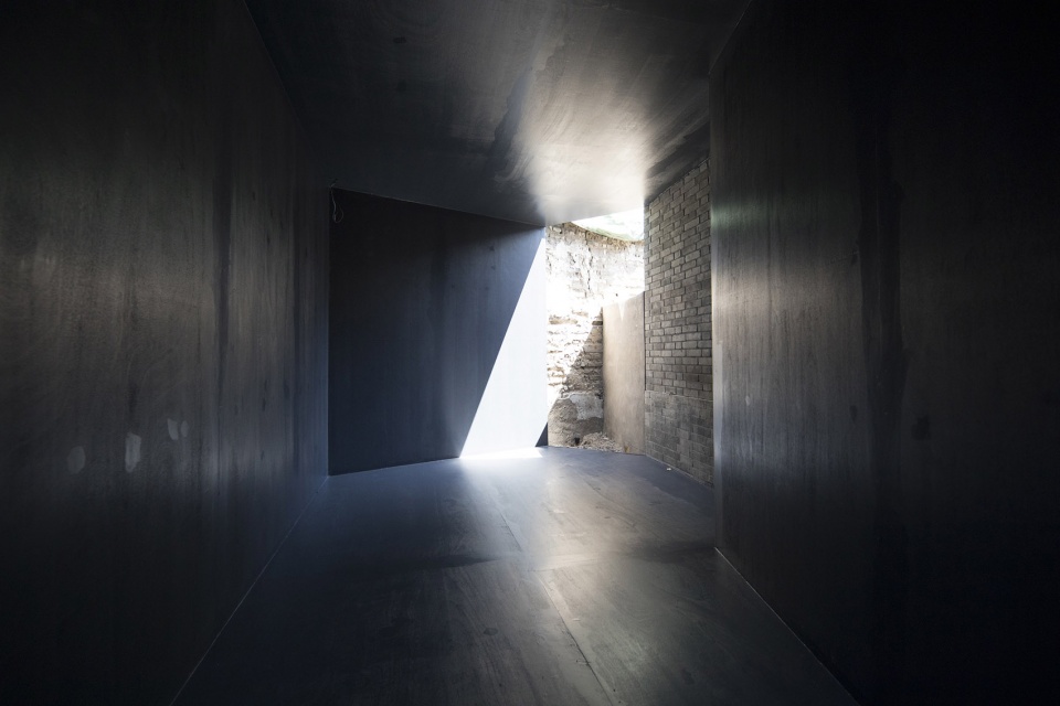temporary exhibition pavilion at no 2 nanbanjie hutong china by bwao