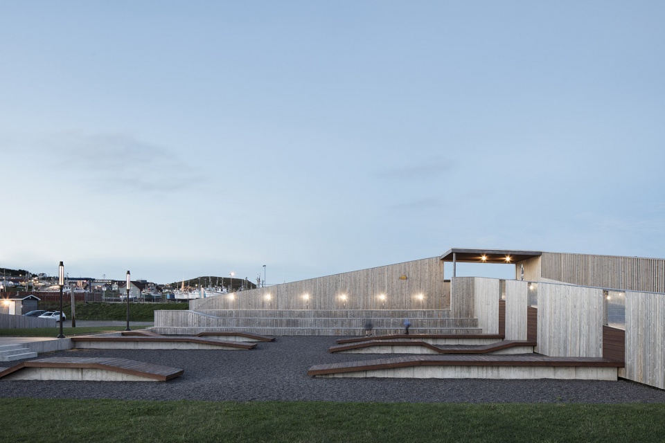 the place des gens de mer by bourgeois lechasseur architects