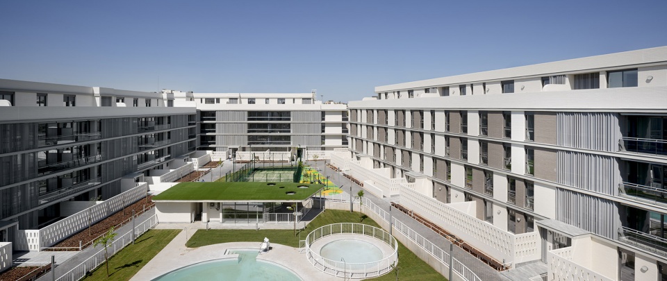 habitat boulevar 123 dwellings in mairena del aljarafe by gabriel verd arquitectos buro4 arquitectos slp