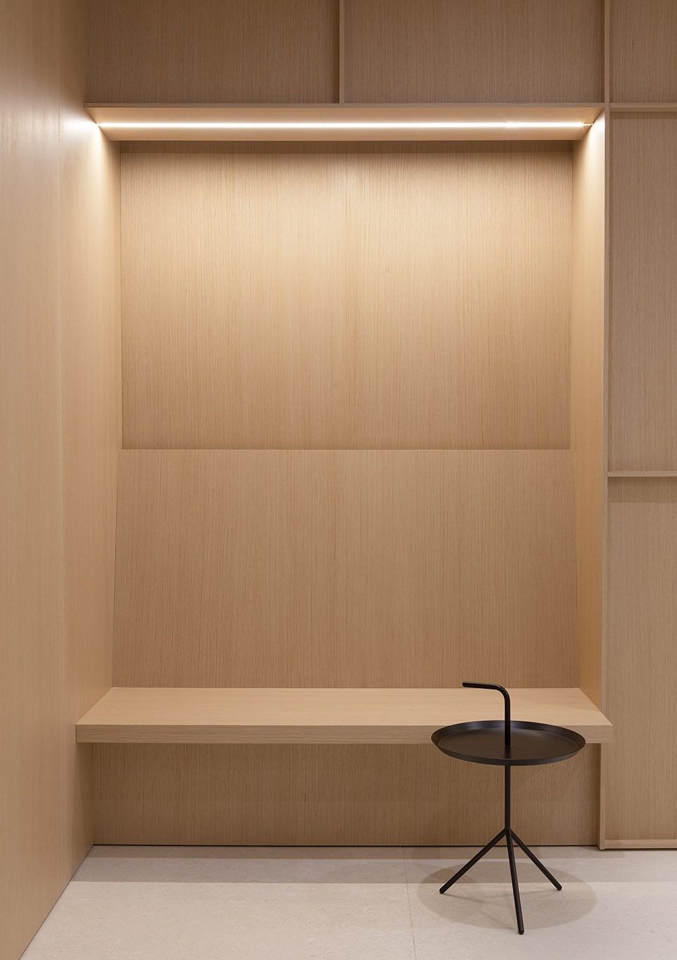 swiss concept clinic by francesc rife studio