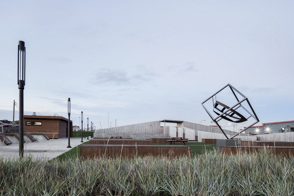 the place des gens de mer by bourgeois lechasseur architects
