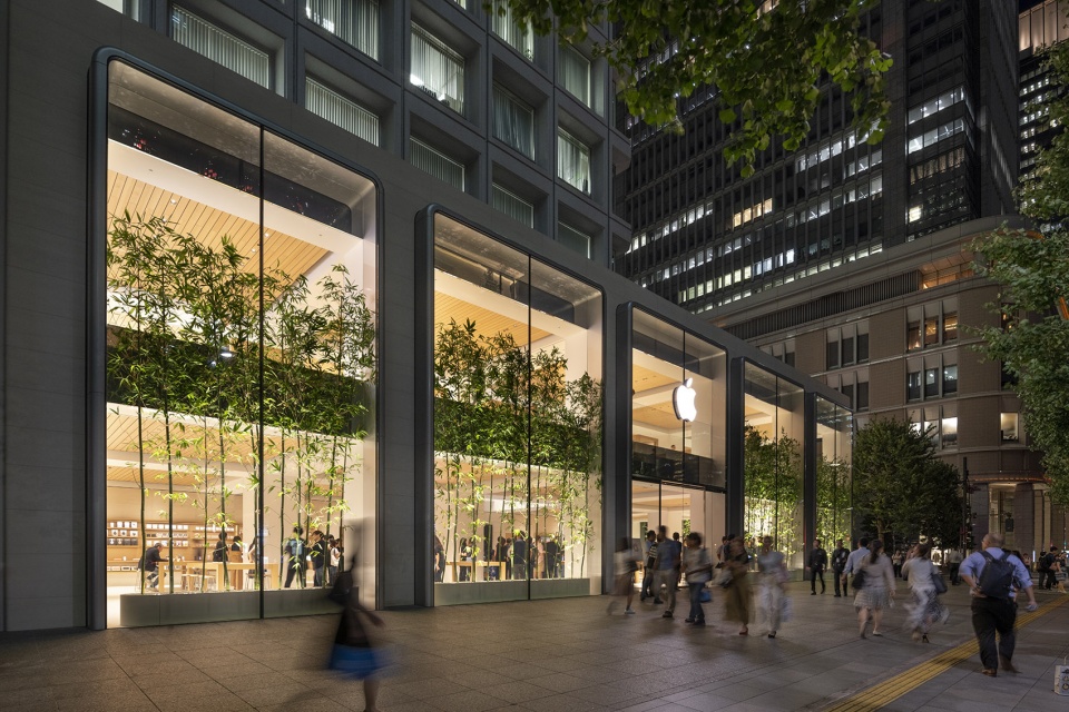apple marunouchi by foster partners