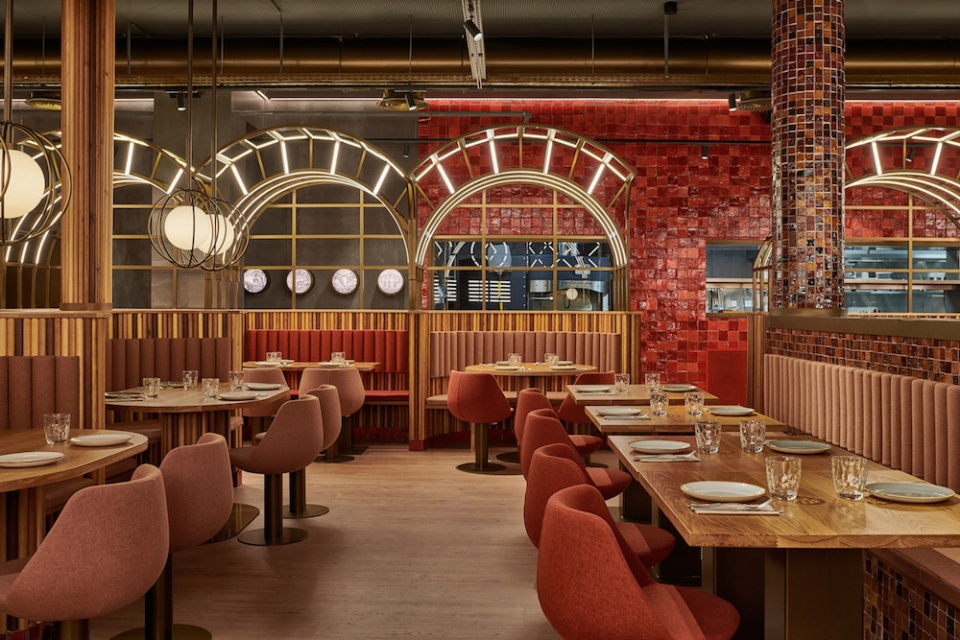 piurs first restaurant in valencia by masquespacio