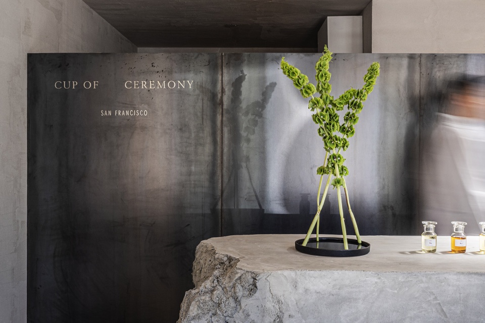 cup of ceremony pop up store by studio riebenbauer