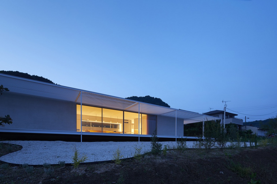 house in shiraiwa by 2id architects