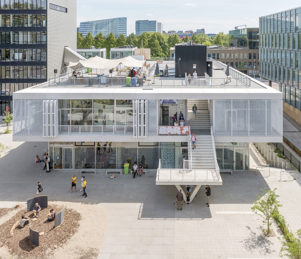 gerrit rietveld academie and sandberg instituut by hootsmans architecturbureau fedlev