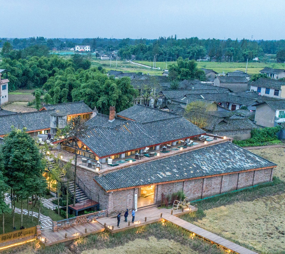 reconstruction design of the rural living room in oct southbank village china by zhushengxuan studio