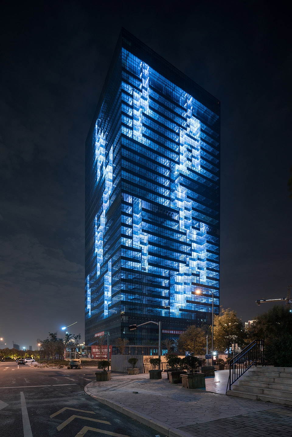 illumination design of huijin international financial center china by purilighting