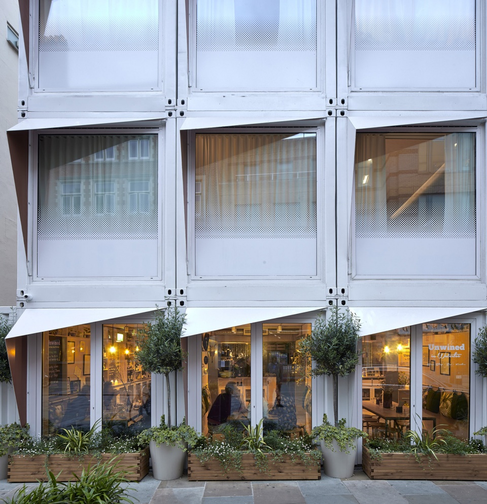 stow away aparthotel by doone silver kerr