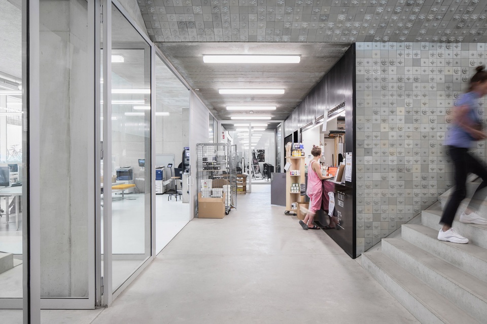 gerrit rietveld academie and sandberg instituut by hootsmans architecturbureau fedlev