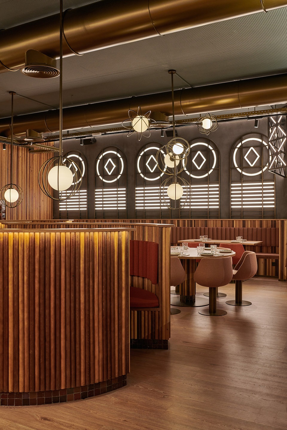 piurs first restaurant in valencia by masquespacio