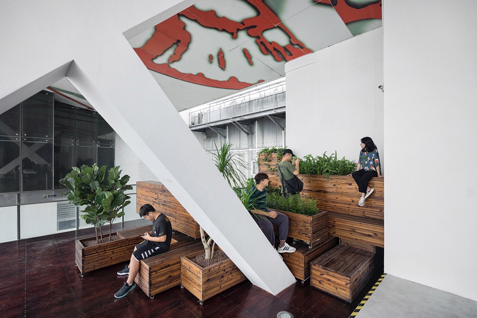 peoples park interactive installation for guangdong times museum china by turtlehill design