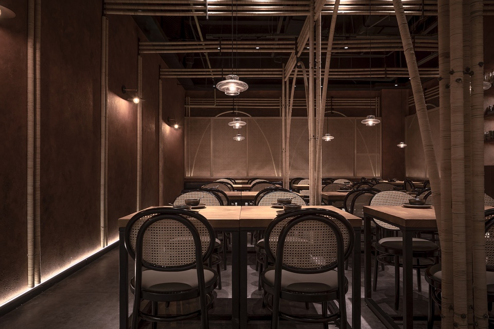 thirteen style chongqing jianghu cuisine china by linear arhitecture