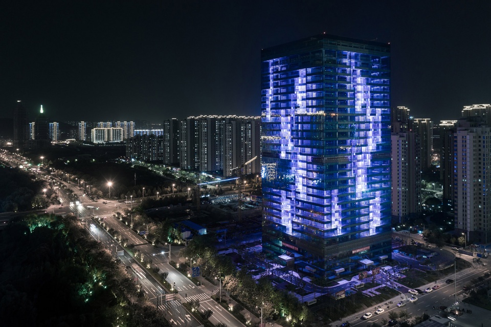 illumination design of huijin international financial center china by purilighting