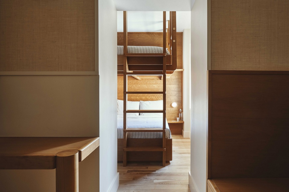 sister city by atelier ace